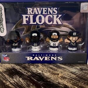 Little People Ravens Flock Collectible Set